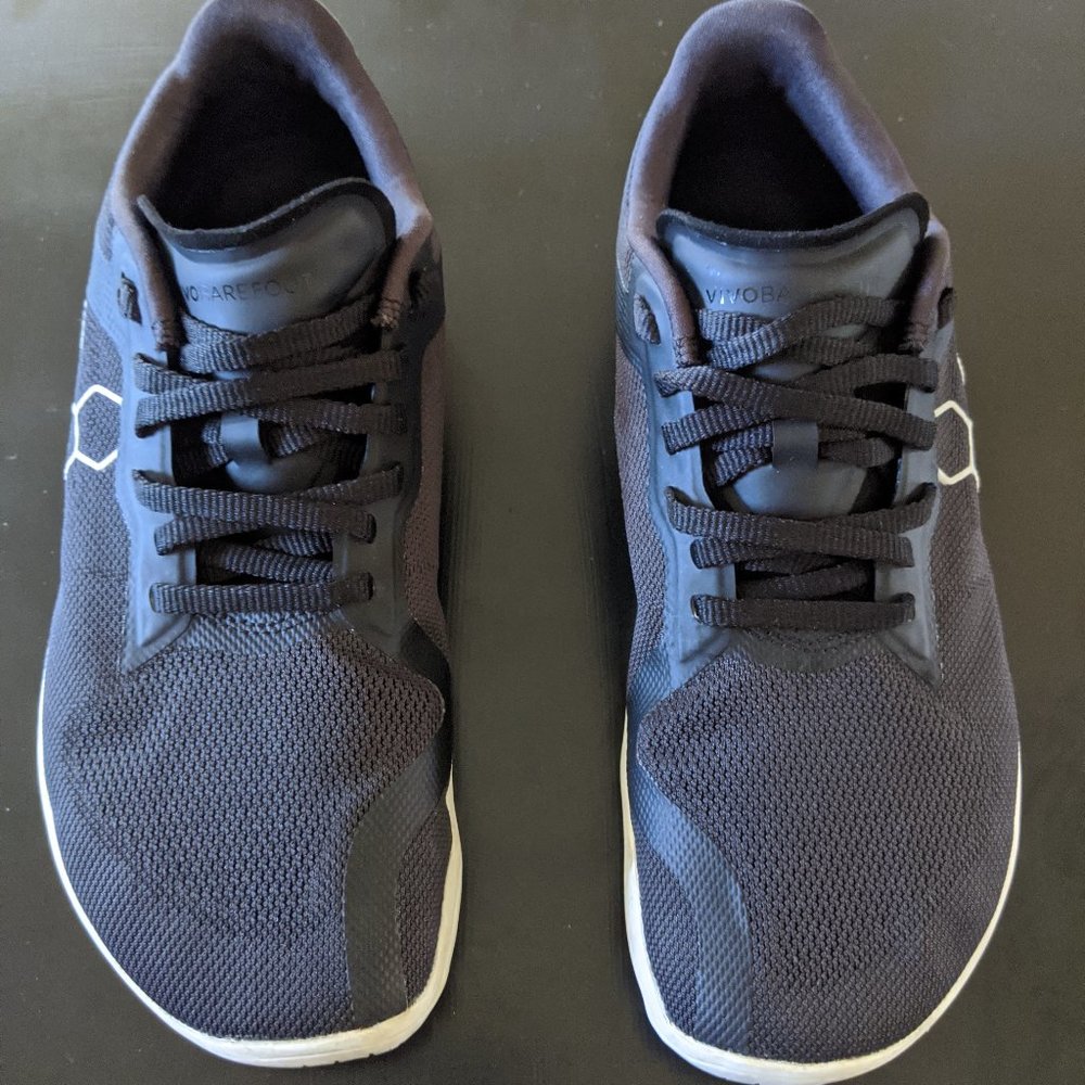 Used- in Good Condition Vivobarefoot Womens Geo Racer II Black/White EU39 US8